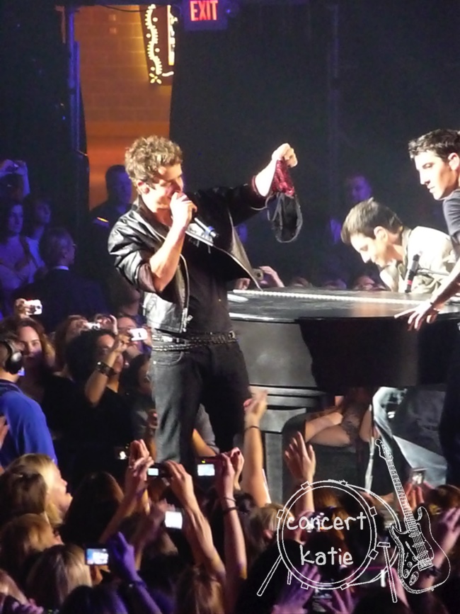 11 08 NKOTB