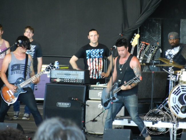 7 17 Warped Tour