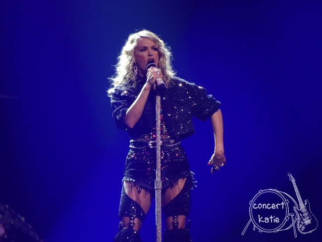 2 11 Carrie Underwood